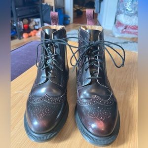 Dr. Martens Delphine Boot